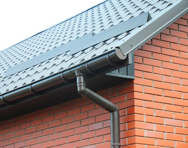 Roof Downspout Replacement in Grosse Pointe