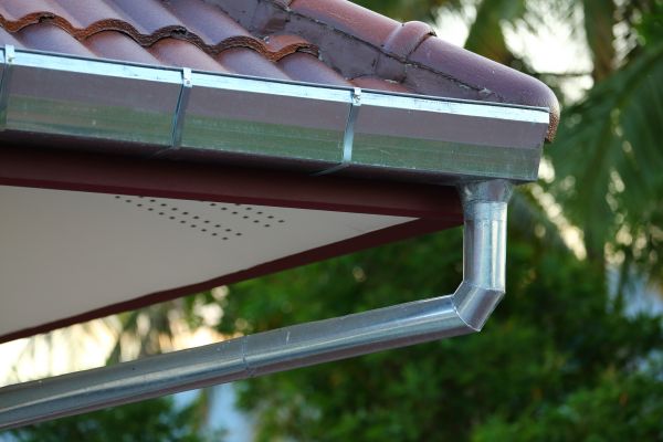 Metal Gutter Repair in Grosse Pointe
